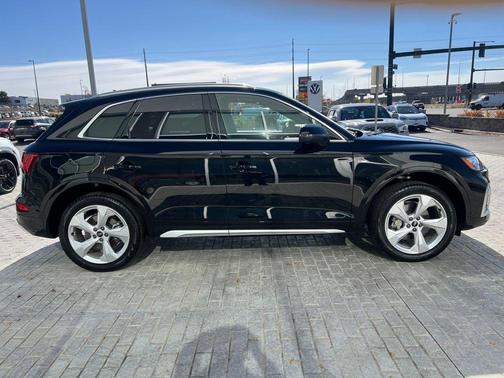 2024 Audi Q5 45 S line Premium Plus
