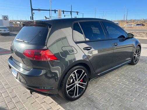 2017 Volkswagen Golf GTI 2.0T S 4-Door