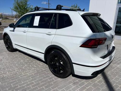 2024 Volkswagen Tiguan 2.0T SE R-Line Black 4MOTION