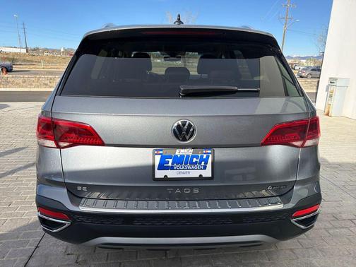 Gray 2023 Volkswagen Taos 1.5T SE