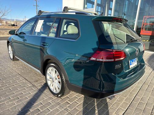 2018 Volkswagen Golf Alltrack TSI S