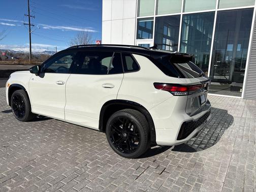 2026 Volkswagen Tiguan 2.0T SE R-Line Black 4MOTION