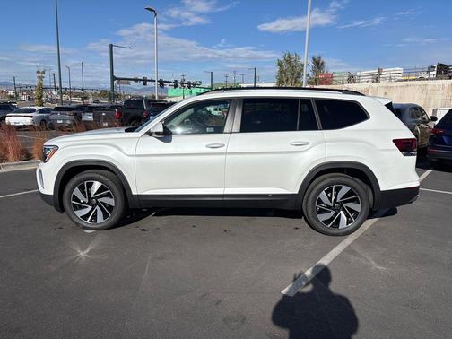 2026 Volkswagen Atlas 2.0T SE w/Technology 4MOTION