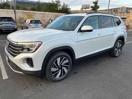 2026 Volkswagen Atlas 2.0T SE w/Technology 4MOTION