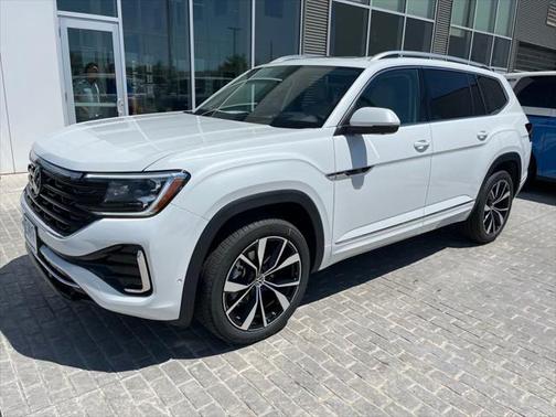2025 Volkswagen Atlas 2.0T SEL Premium R-Line 4MOTION