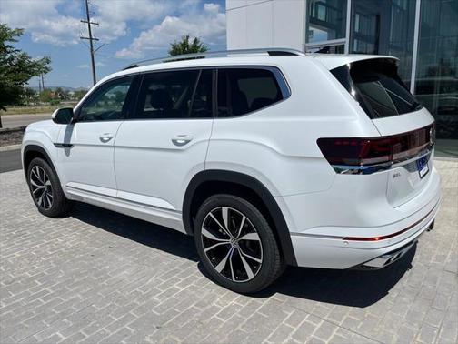 2025 Volkswagen Atlas 2.0T SEL Premium R-Line 4MOTION