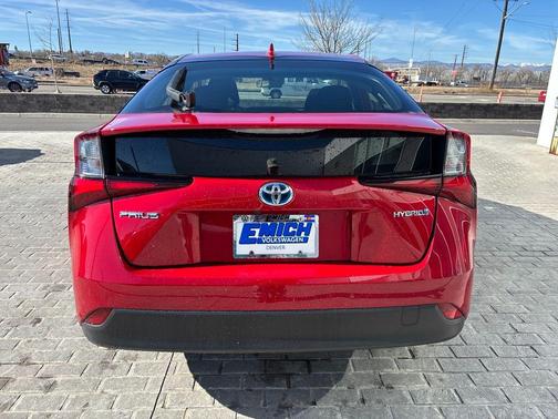 2019 Toyota Prius LE