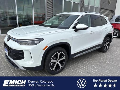 pure white 2026 Volkswagen Tiguan 2.0T SE 4MOTION SUV