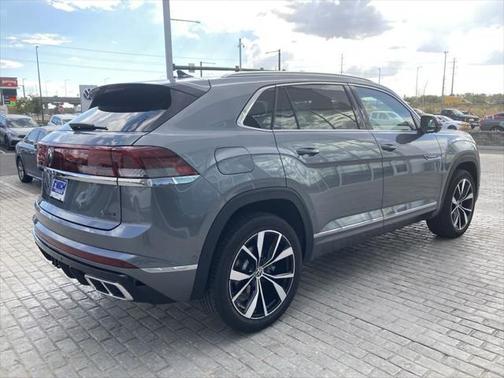 2025 Volkswagen Atlas Cross Sport 2.0T SEL Premium
