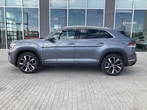 2025 Volkswagen Atlas Cross Sport 2.0T SEL Premium