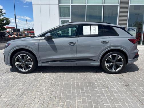 Pebble Gray 2025 Audi Q4 e-tron Prestige 55 quattro