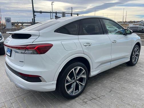 2023 Audi Q4 e-tron Premium Plus 50 quattro