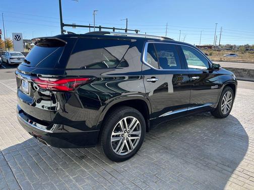 2023 Chevrolet Traverse High Country