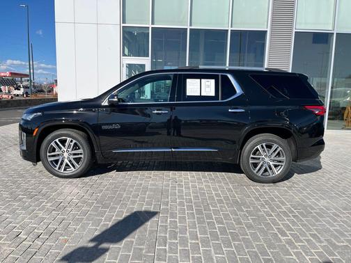 2023 Chevrolet Traverse High Country