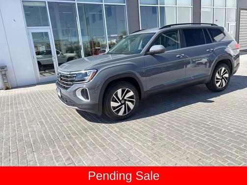 2025 Volkswagen Atlas 2.0T SE w/Technology 4MOTION