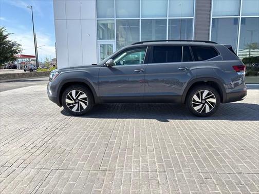 2025 Volkswagen Atlas 2.0T SE w/Technology 4MOTION