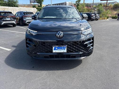 2025 Volkswagen Tiguan 2.0T SE R-Line Black 4MOTION