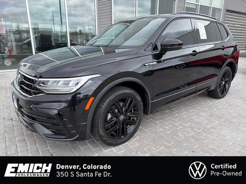 Deep Black Pearl 2022 Volkswagen Tiguan 2.0T SE R-Line Black 4MOTION