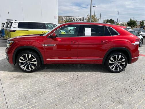 2022 Volkswagen Atlas Cross Sport 3.6L V6 SEL Premium R-Line
