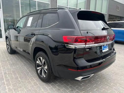2024 Volkswagen Atlas 2.0T SE