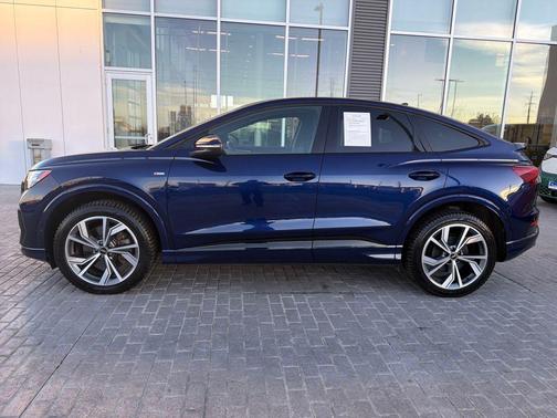 2023 Audi Q4 e-tron Prestige 50 quattro