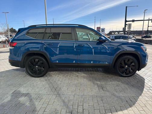 2025 Volkswagen Atlas 2.0T SE w/Technology 4MOTION