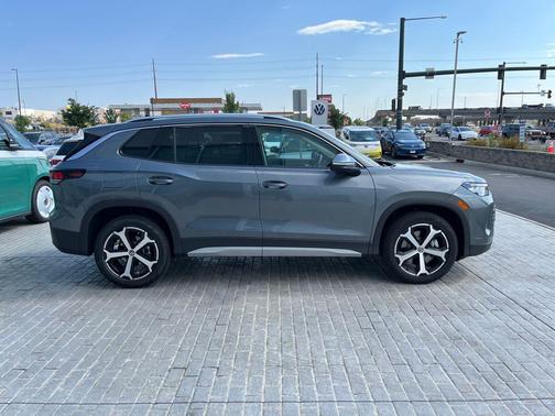 2025 Volkswagen Tiguan 2.0T SE 4MOTION