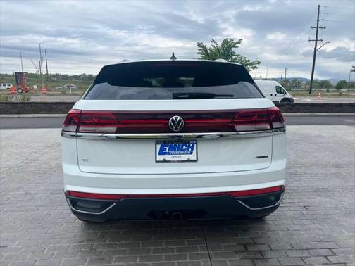 2025 Volkswagen Atlas Cross Sport 2.0T SE w/Technology 4MOTION