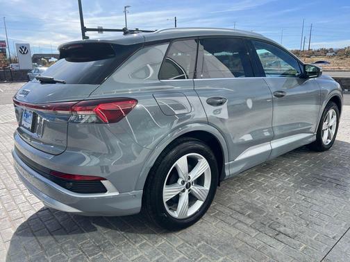 2024 Audi Q4 e-tron Premium Plus 55 quattro