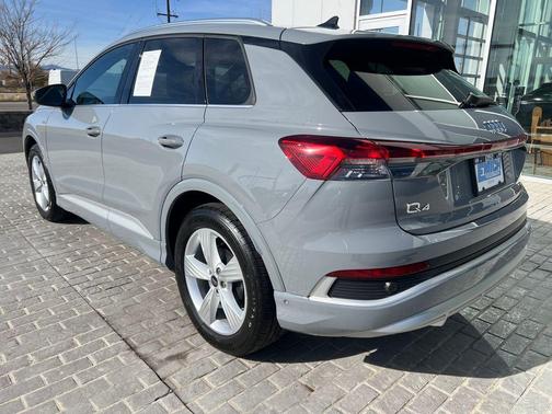 2024 Audi Q4 e-tron Premium Plus 55 quattro