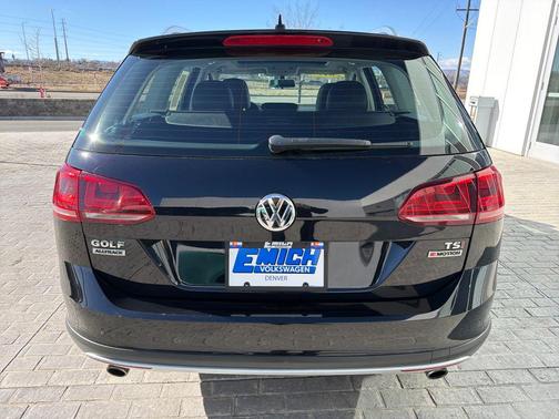2017 Volkswagen Golf Alltrack TSI SE