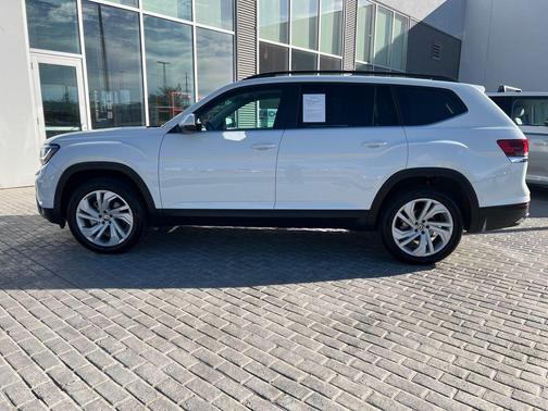 2023 Volkswagen Atlas 3.6L SE w/Technology