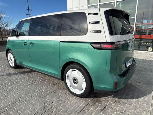 2025 Volkswagen ID. Buzz 1st Edition with 4MOTION