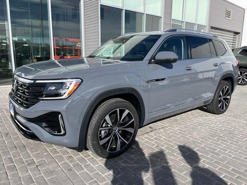 2026 Volkswagen Atlas 2.0T SEL Premium R-Line 4MOTION