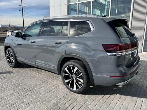2026 Volkswagen Atlas 2.0T SEL Premium R-Line 4MOTION