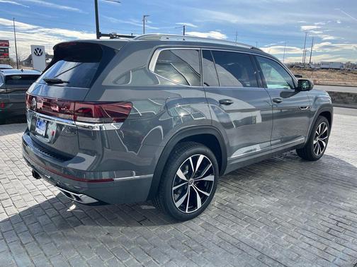 2026 Volkswagen Atlas 2.0T SEL Premium R-Line 4MOTION