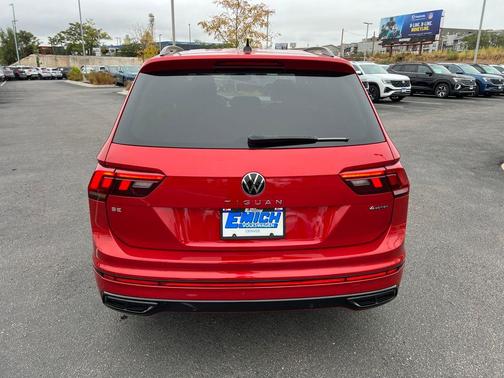 2024 Volkswagen Tiguan 2.0T SE R-Line Black 4MOTION