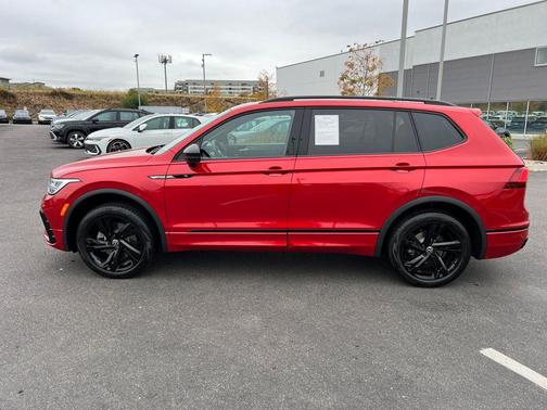 2024 Volkswagen Tiguan 2.0T SE R-Line Black 4MOTION