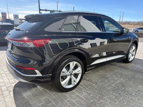 2023 Audi Q4 e-tron Premium Plus 50 quattro