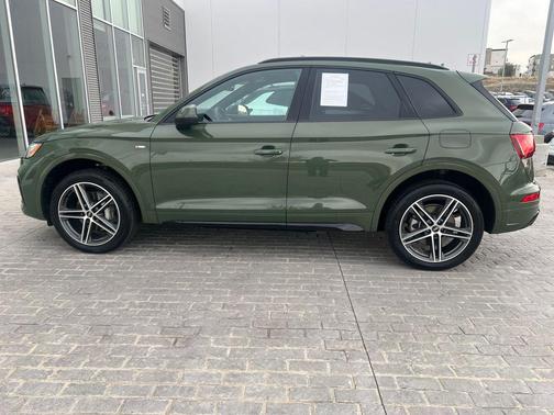2023 Audi Q5 e 55 S line Premium Plus