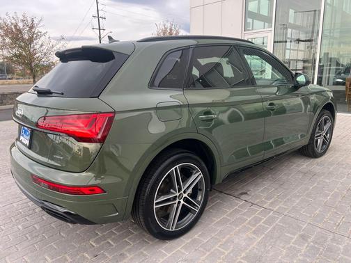 2023 Audi Q5 e 55 S line Premium Plus