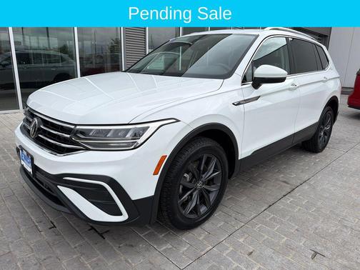 Pure White 2022 Volkswagen Tiguan 2.0T SE 4MOTION