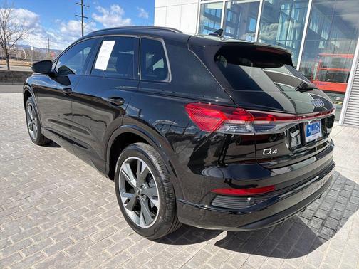 2024 Audi Q4 e-tron Premium Plus 50 quattro