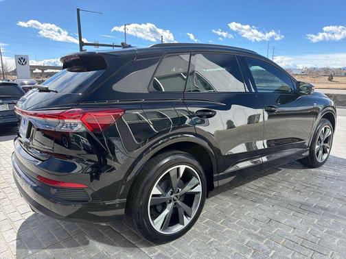 2024 Audi Q4 e-tron Premium Plus 50 quattro