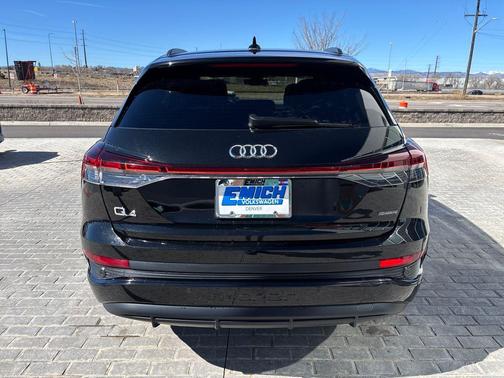 2024 Audi Q4 e-tron Premium Plus 50 quattro