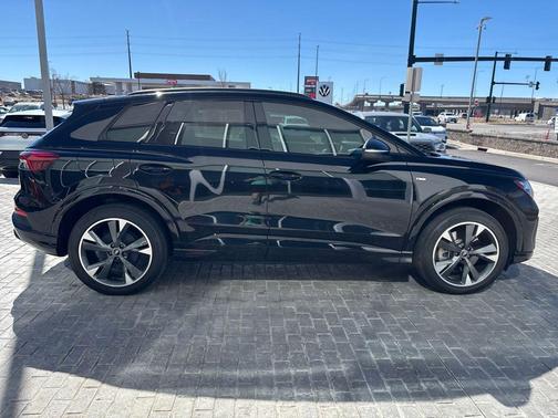 2024 Audi Q4 e-tron Premium Plus 50 quattro