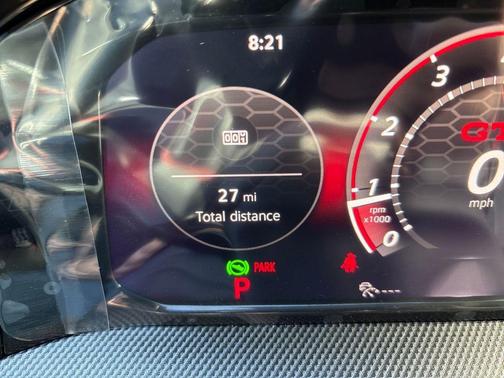 2025 Volkswagen Golf GTI 2.0T S DSG