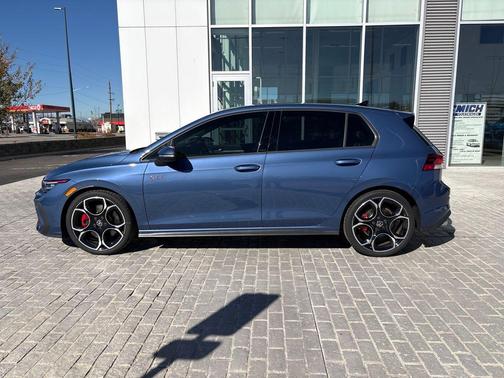 2025 Volkswagen Golf GTI 2.0T S DSG