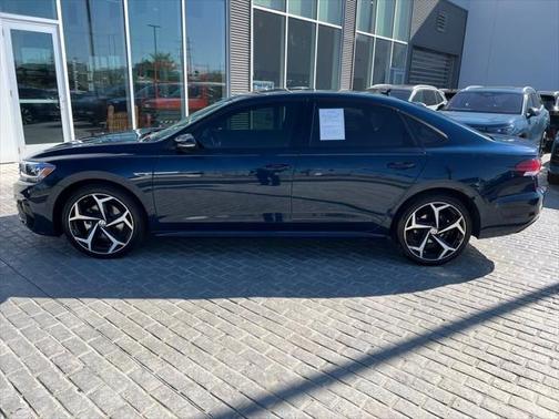 2021 Volkswagen Passat 2.0T R-Line