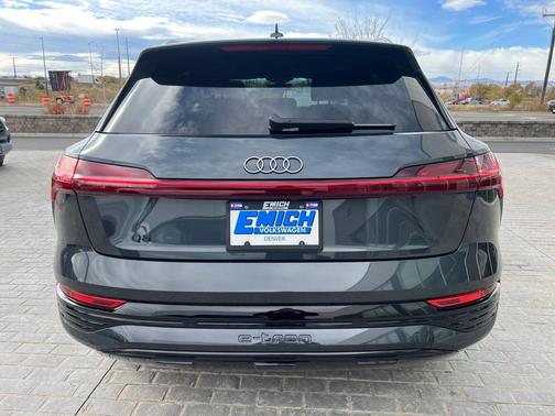 2024 Audi Q8 e-tron Premium Plus